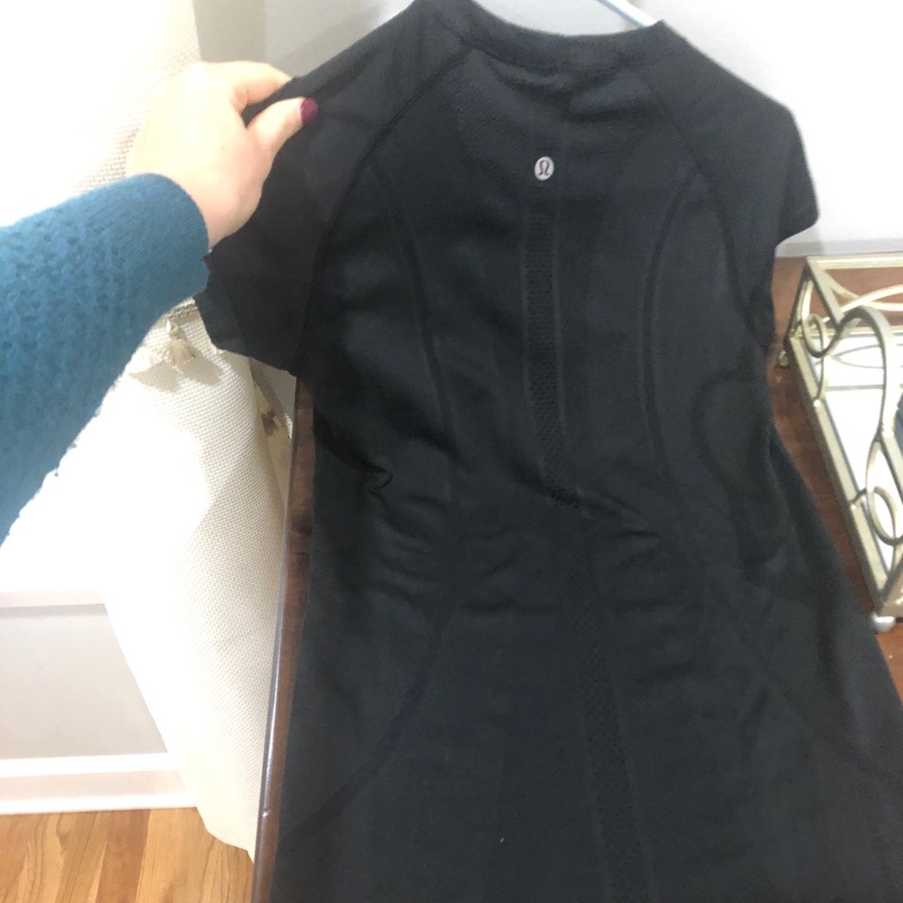 Lululemon shirt